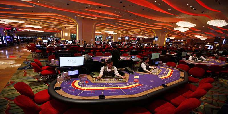 So sánh sự khác nhau giữa Casino truyền thống với online